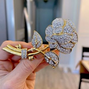 Nolan Miller Flower crystal brooch pin 3.7”